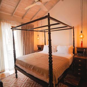 Deluxe Family Suite
